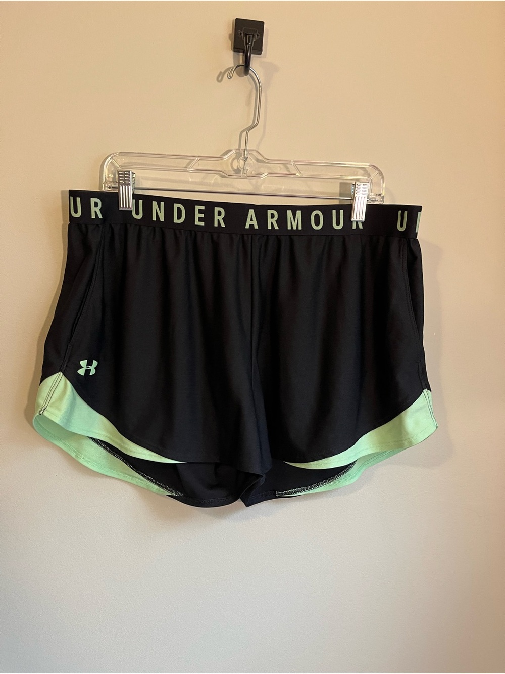 UNDER ARMOUR Women’s Black Athletic Shorts with Light Green Trim